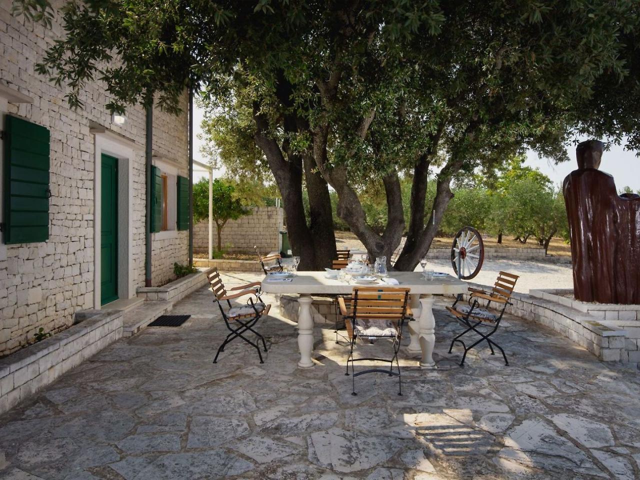 Villa Dubrava Tranquil Retreat Nestled In An Olive Grove For Serene Escapes Пучишча Экстерьер фото